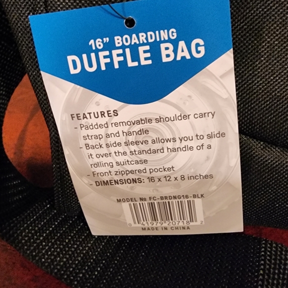 16" Travel Carry on FIRST CLASS NWT - Picture 2 of 3